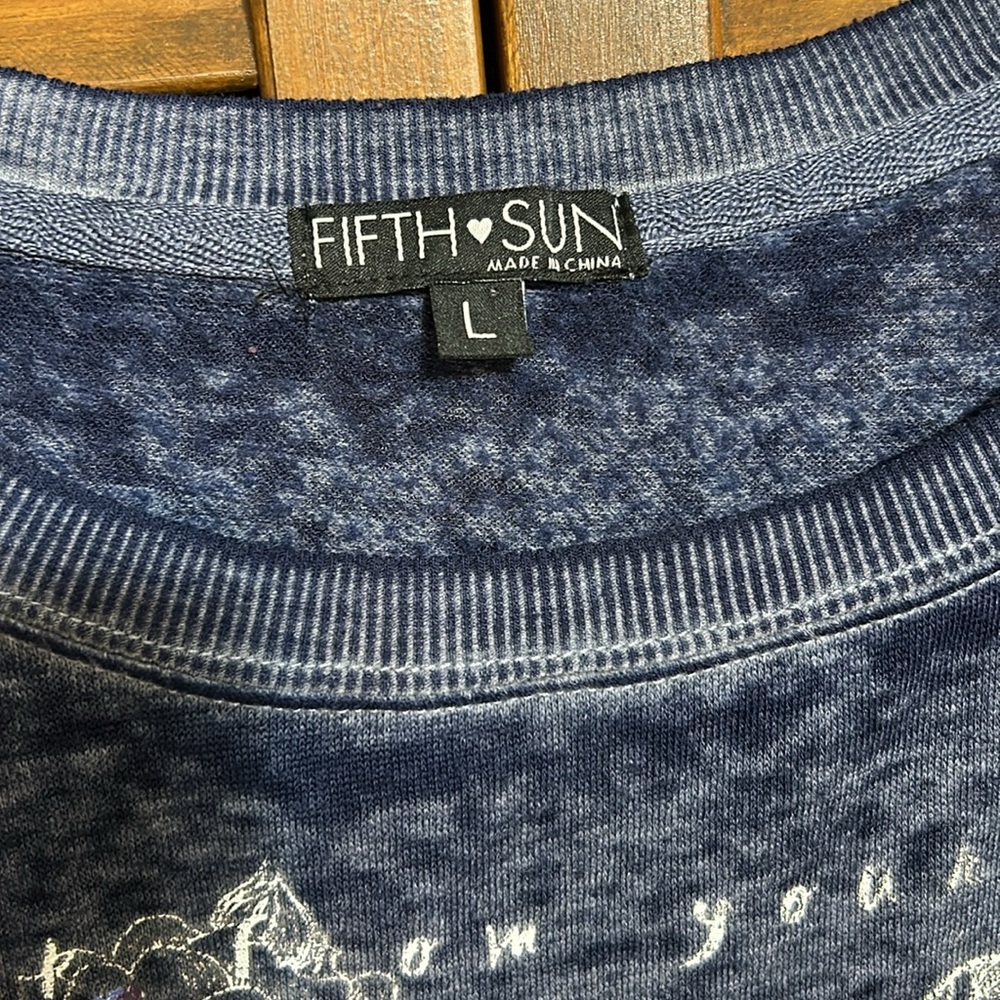 Fifth Sun Long Sleeve Elephant Speak from your Heart Top Size L - Picture 5 of 7